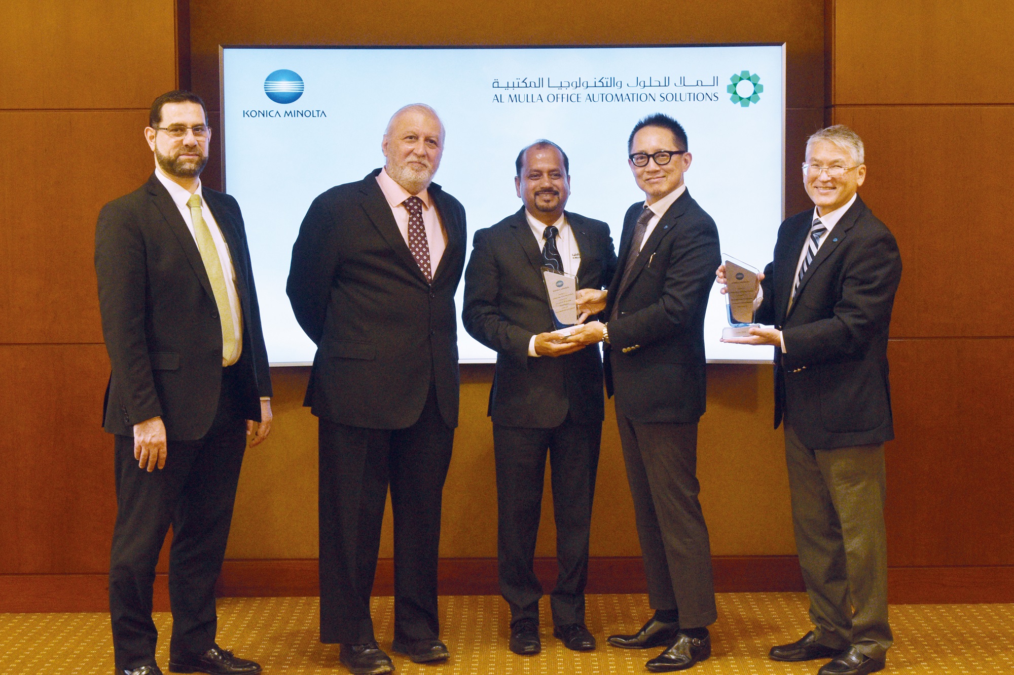 Al Mulla Group Receives Two Awards from Konica Minolta Business ...
